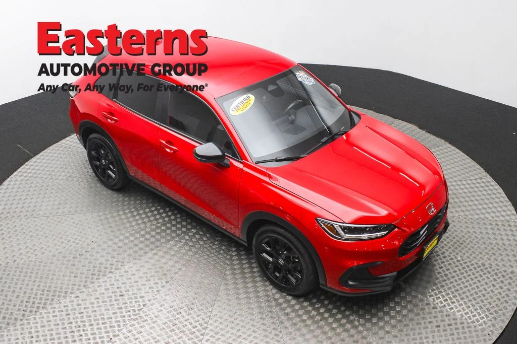 Used 2025 Red Honda Sport image 3