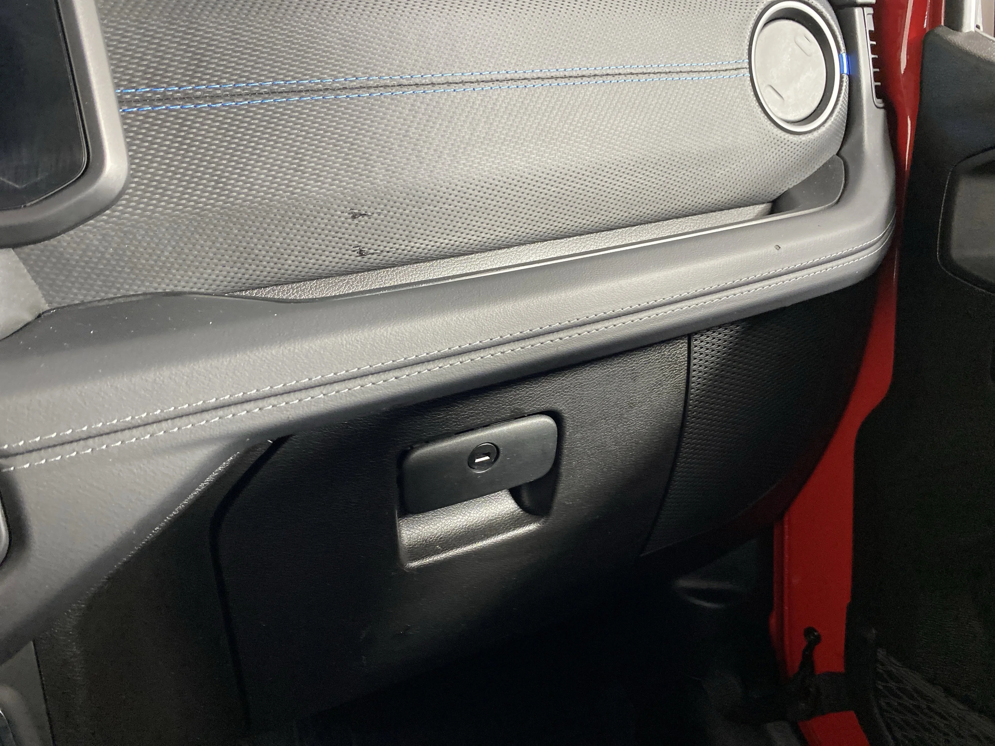 Used 2025 Firecracker Red Clearcoat Jeep Rubicon image 30