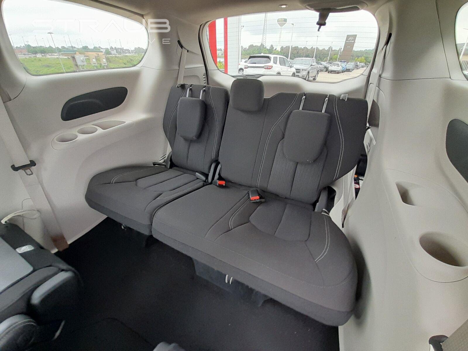 Used 2023 Bright White Clearcoat Chrysler LX image 42