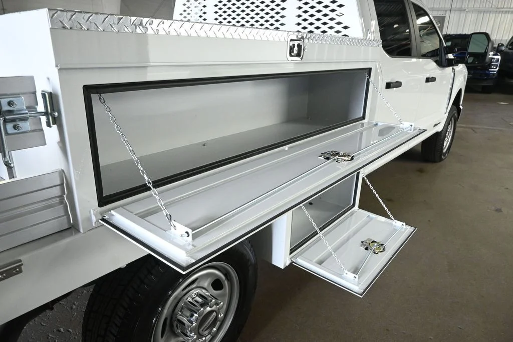 New 2026 Oxford White Ford XL image 29