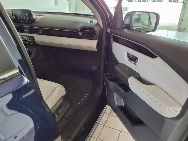 2025 Honda Pilot EX-L - Photo 25