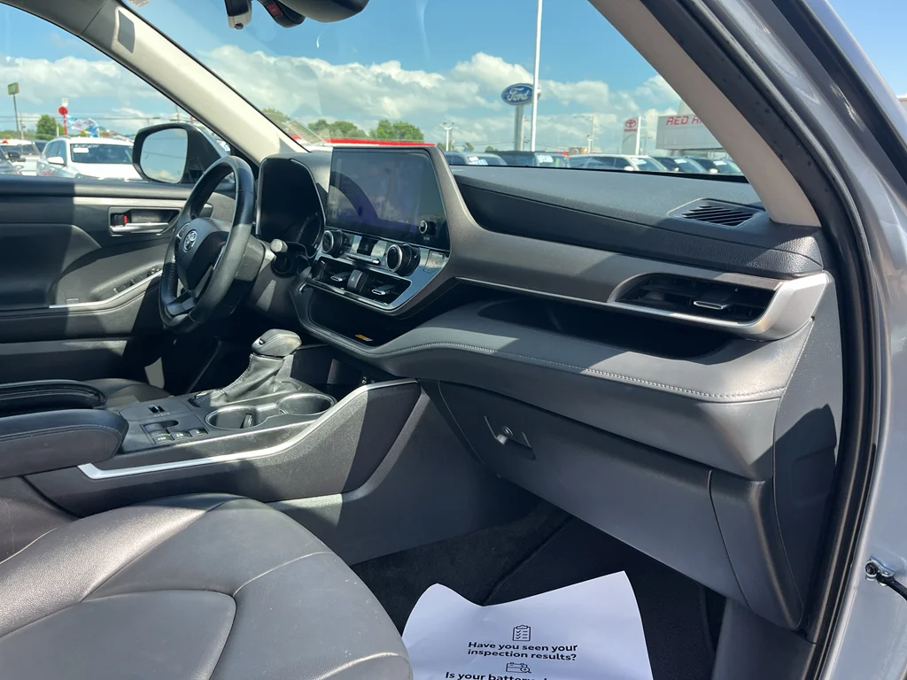 Certified Used 2024 Moon Dust Toyota Hybrid XLE image 16