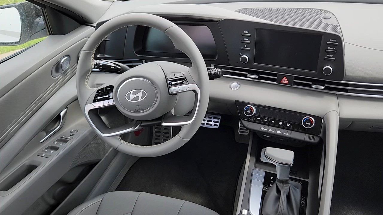 New 2026 Serenity White Hyundai SEL Sport image 5