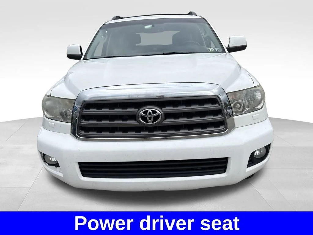Used 2015 White Toyota SR5 image 10