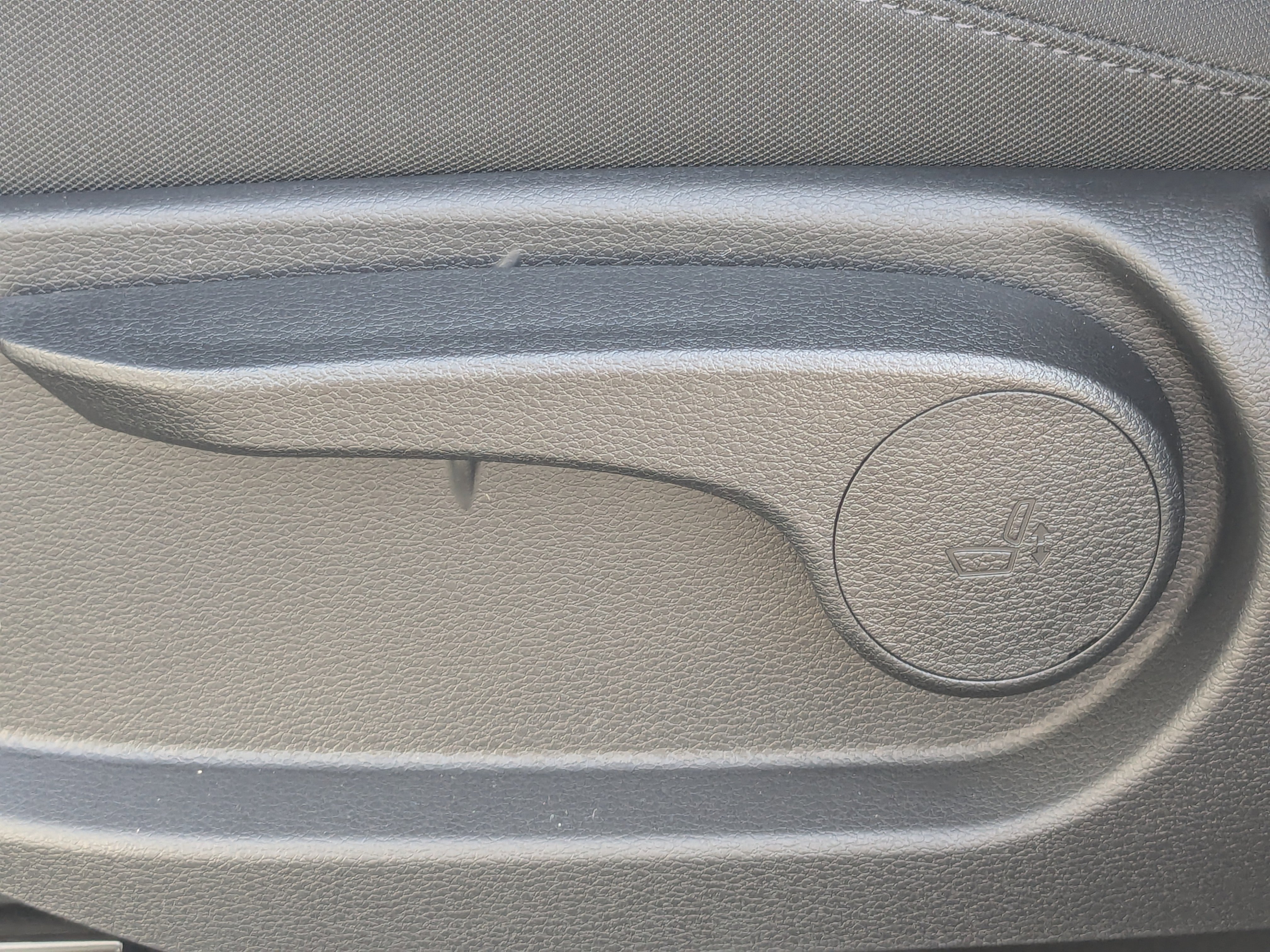 New 2026 Steel Gray Kia LX image 24
