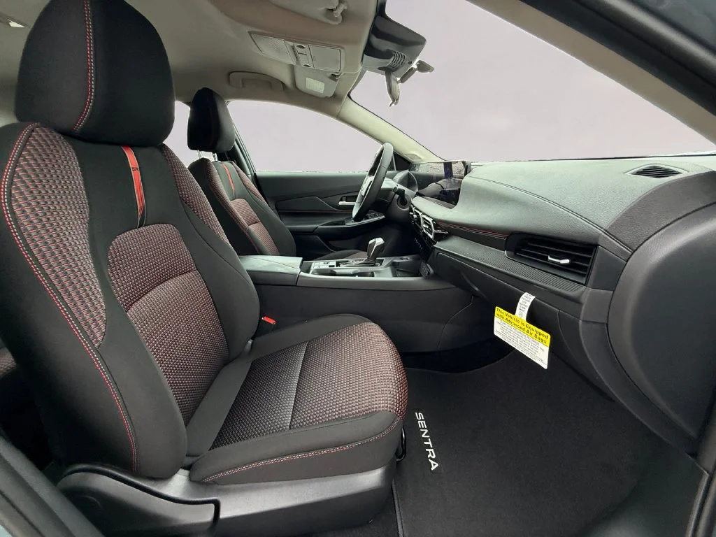 New 2027 Gray Nissan SR image 17