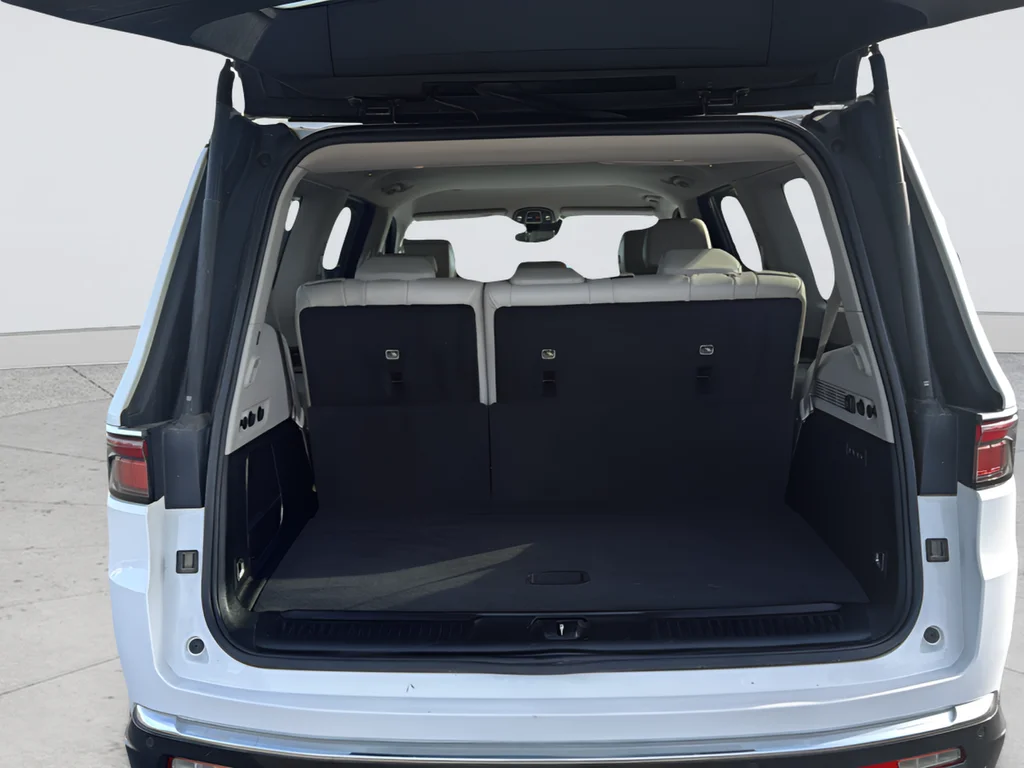 Certified Used 2022 White Jeep Series III image 25
