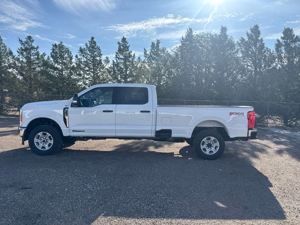 New 2026 White Ford XLT image 3