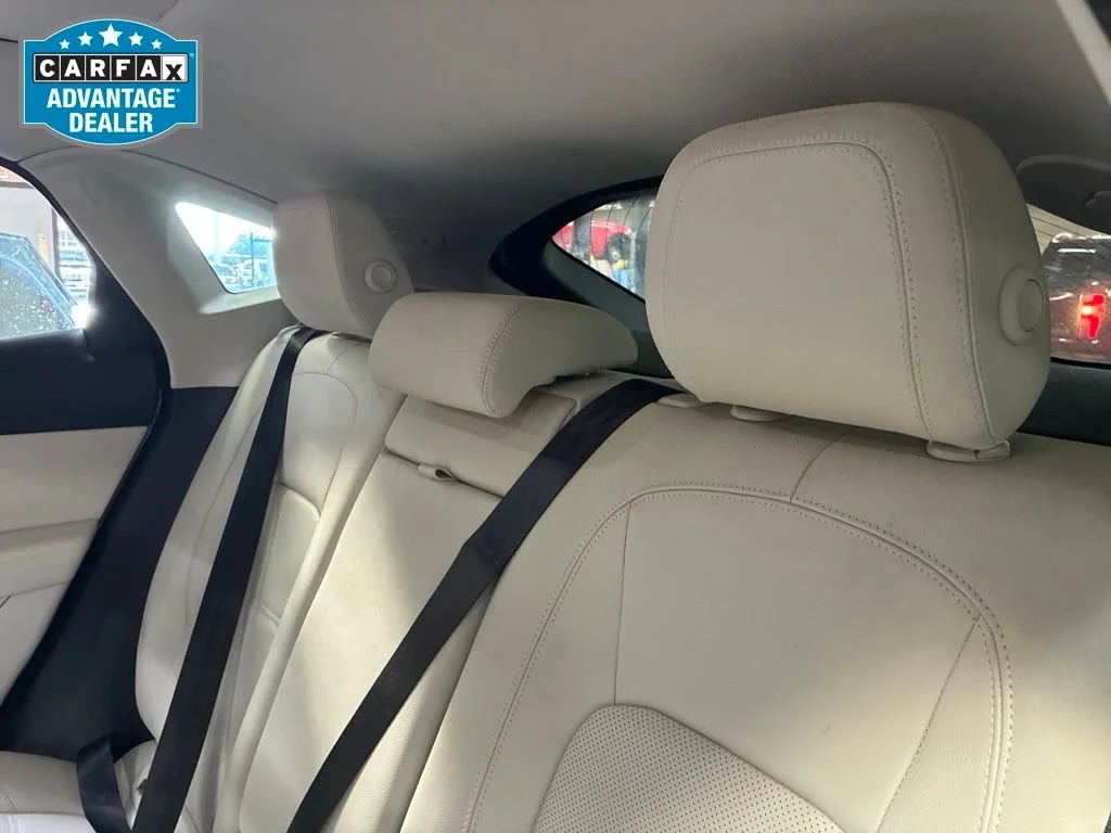 Used 2021 White Jaguar SE image 6