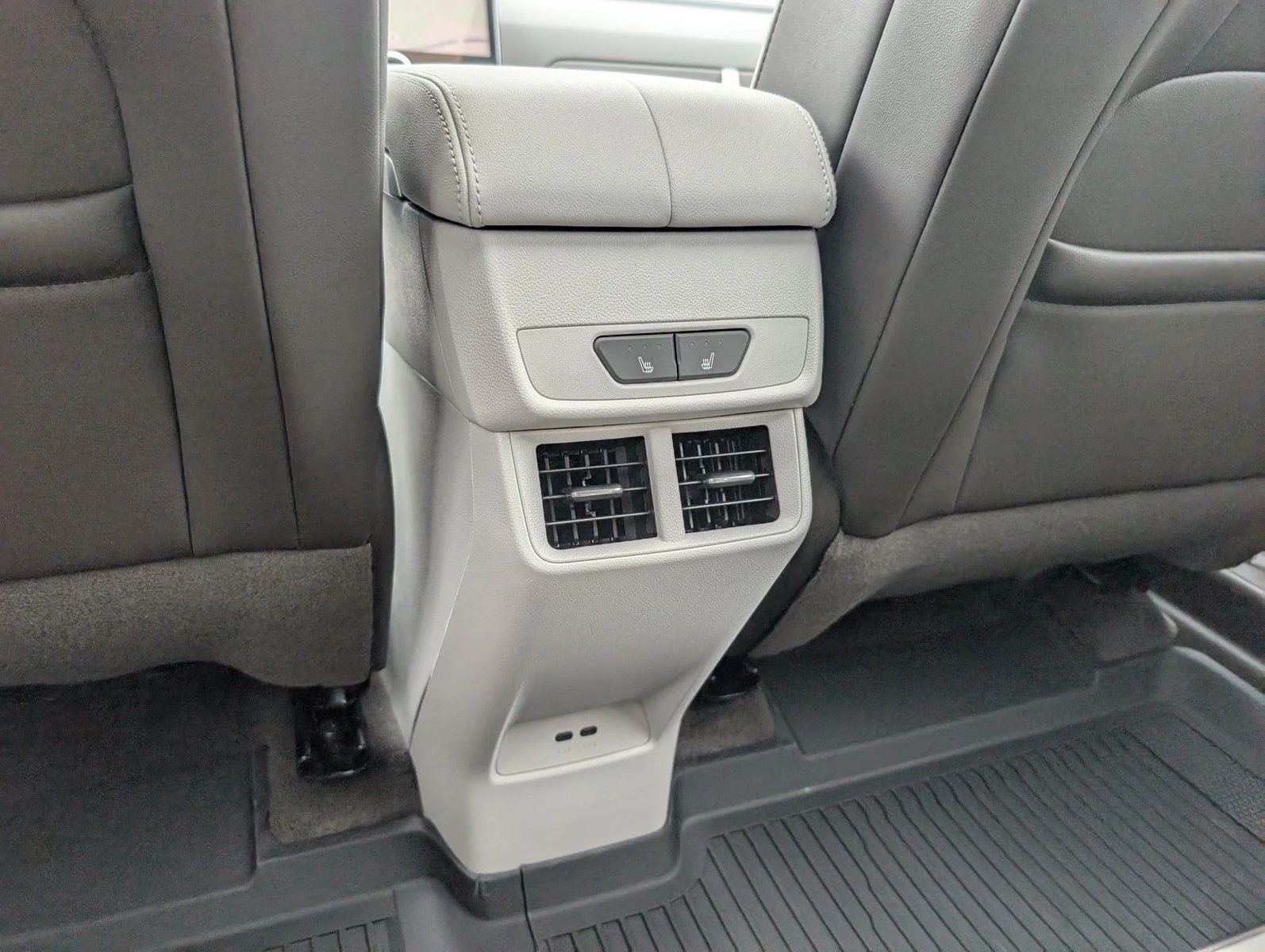 New 2026 Ebony Twilight Metallic GMC Denali image 31