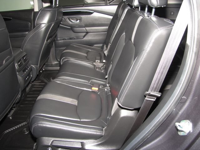 Certified Used 2025 Modern Steel Metallic Honda Touring image 43