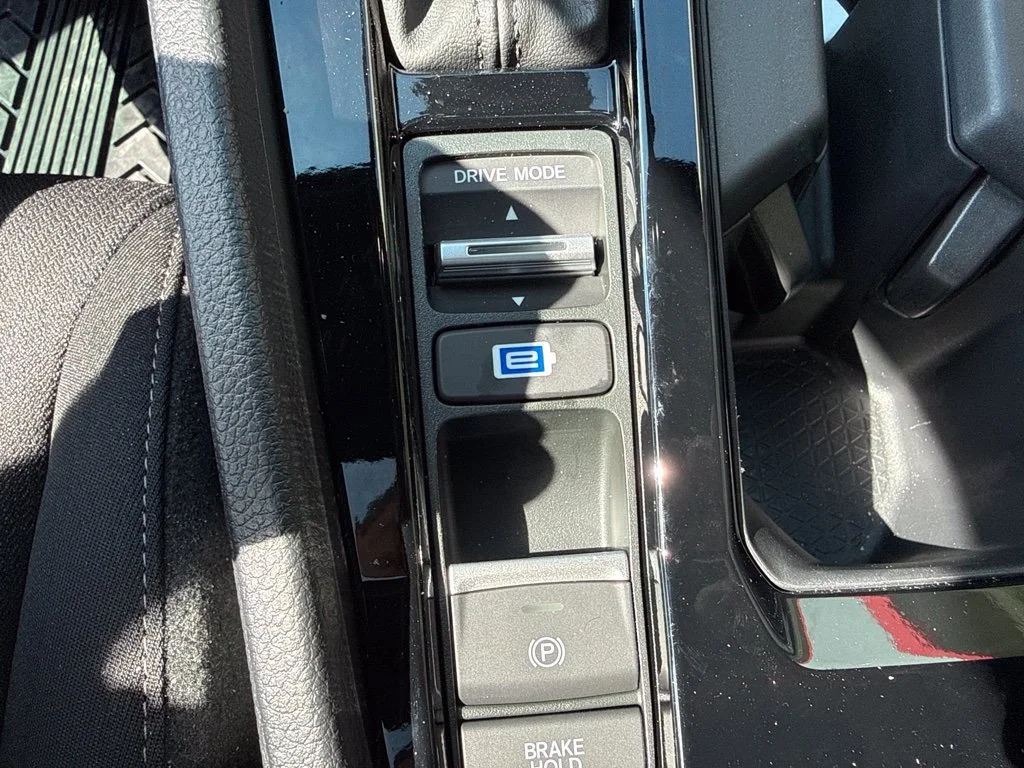 Used 2026  Honda Sport image 28