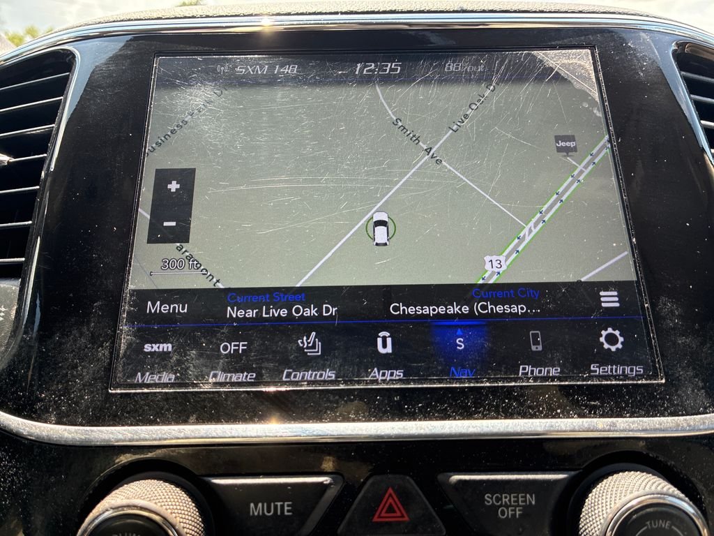 Used 2022 Black Jeep Laredo E image 19