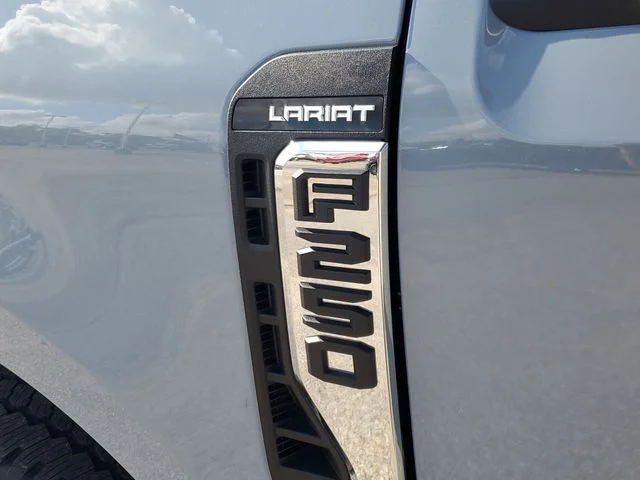 New 2026 Glacier Gray Metallic Tri-Coat Ford F-250® Lariat® image 9