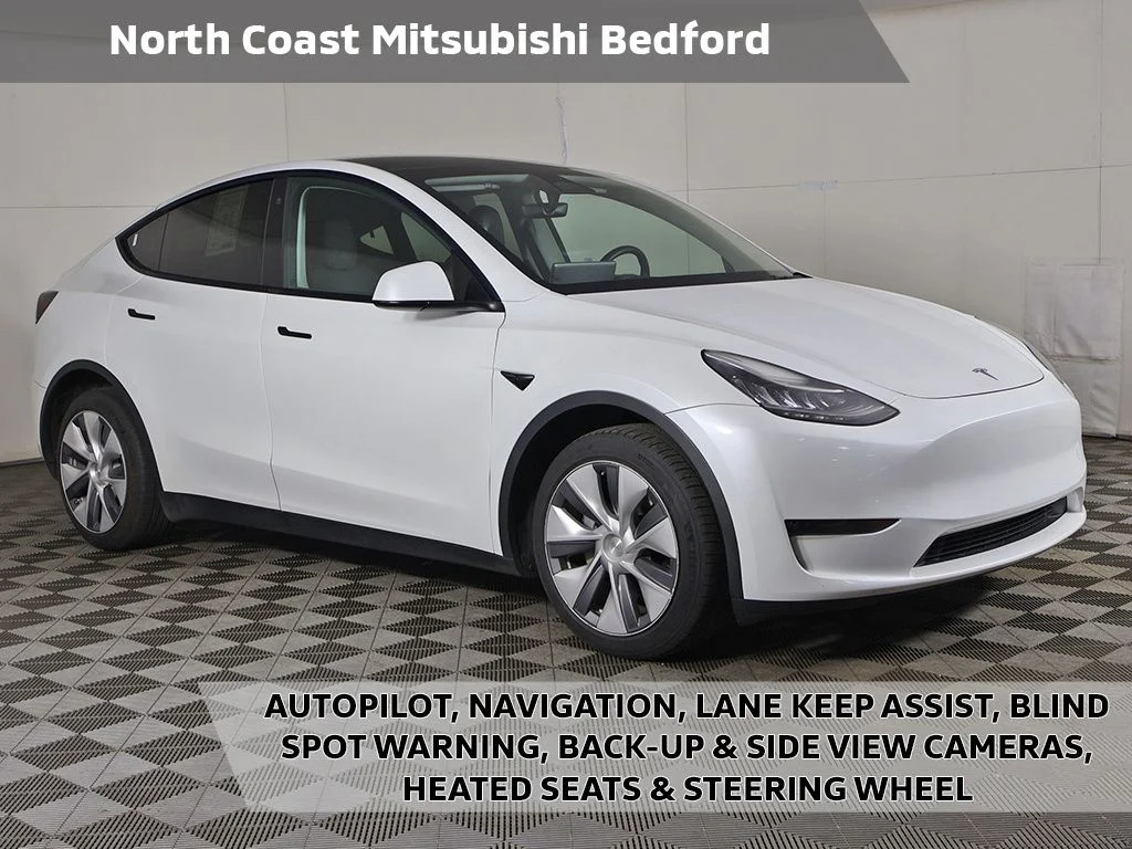 2023 Tesla Model Y Long Range Dual Motor All-Wheel Drive's photo