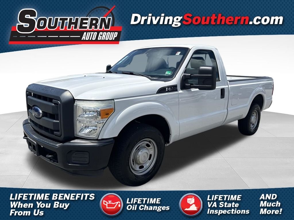 Used 2016 White Ford XL image 1