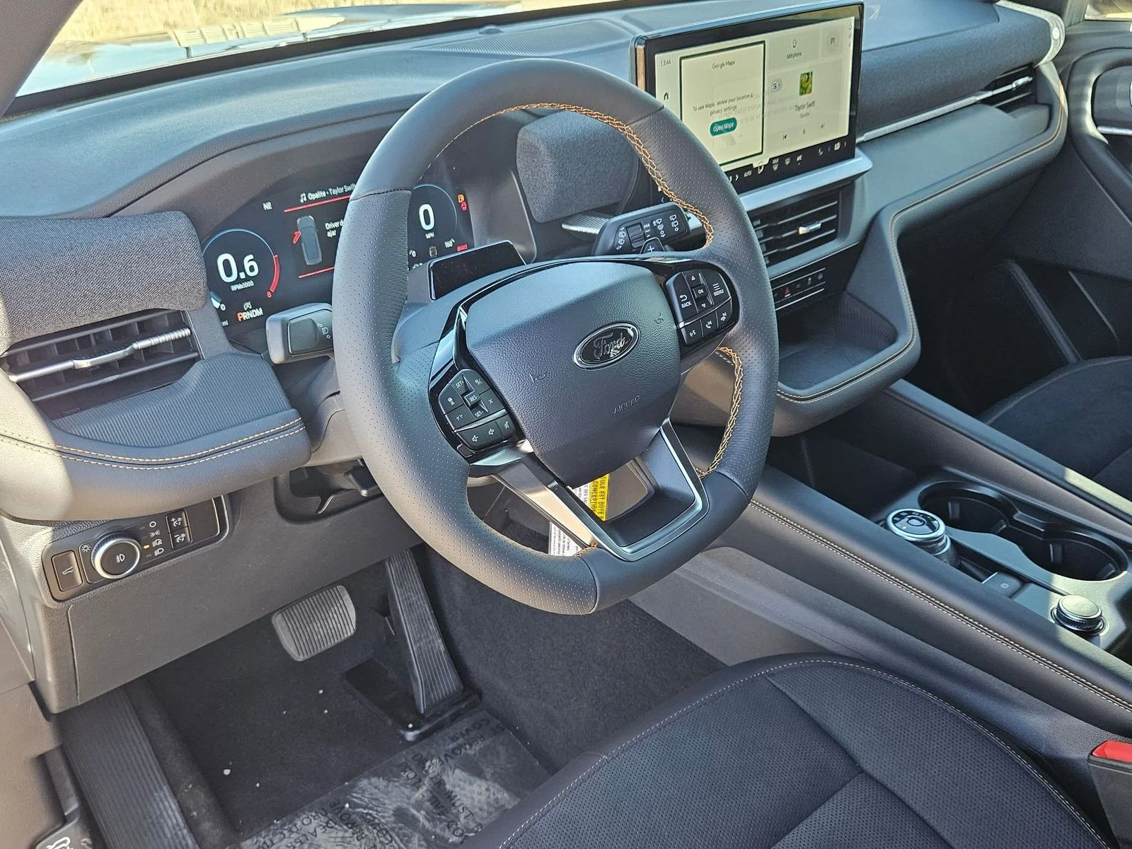 New 2026 Carbonized Gray Metallic Ford Tremor® image 13