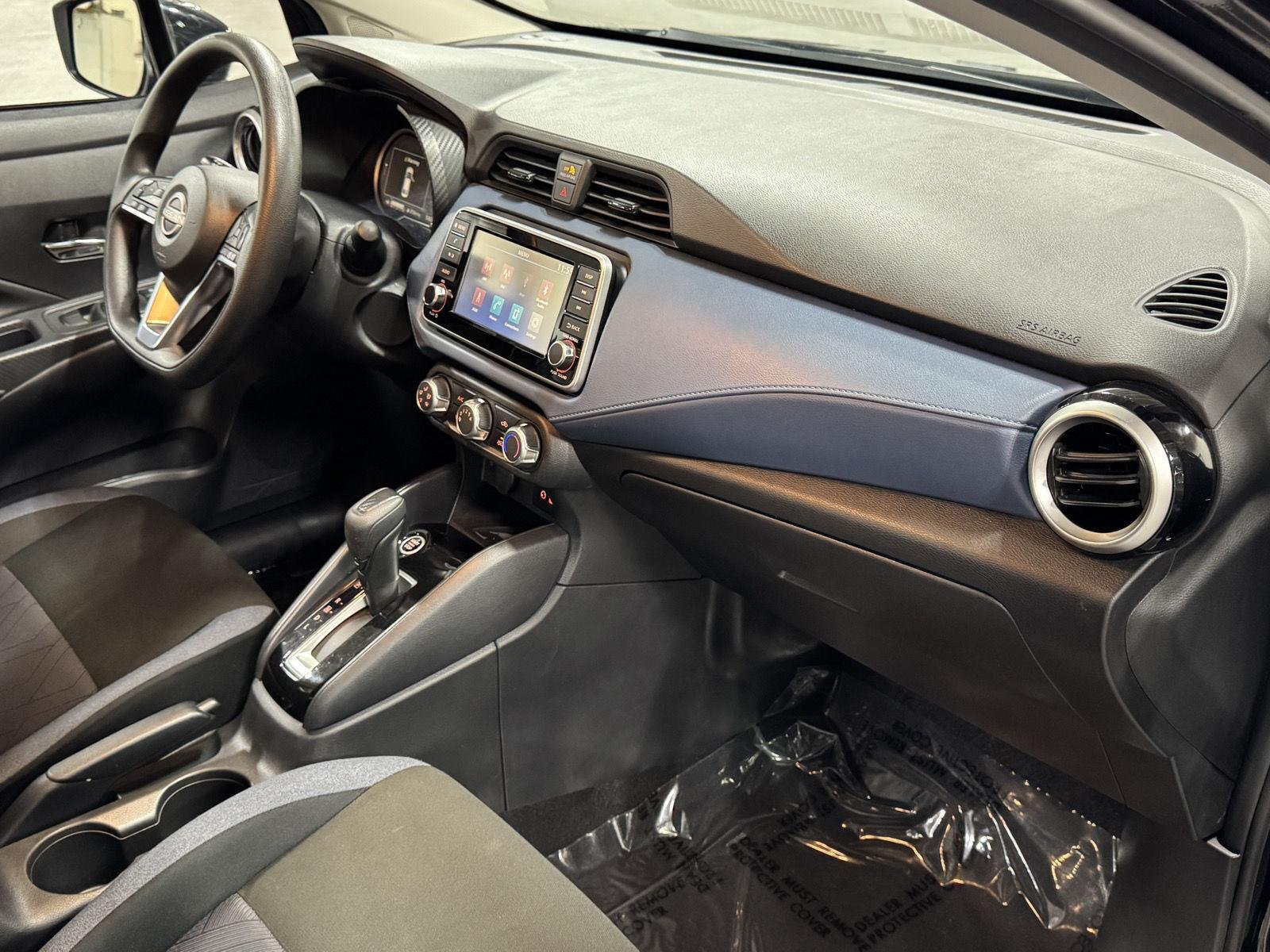 2025 Nissan Versa Sedan SV - Photo 15
