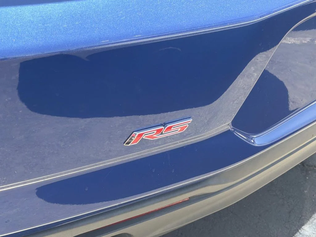 Used 2021 Riverside Blue Metallic Chevrolet 2LT image 6