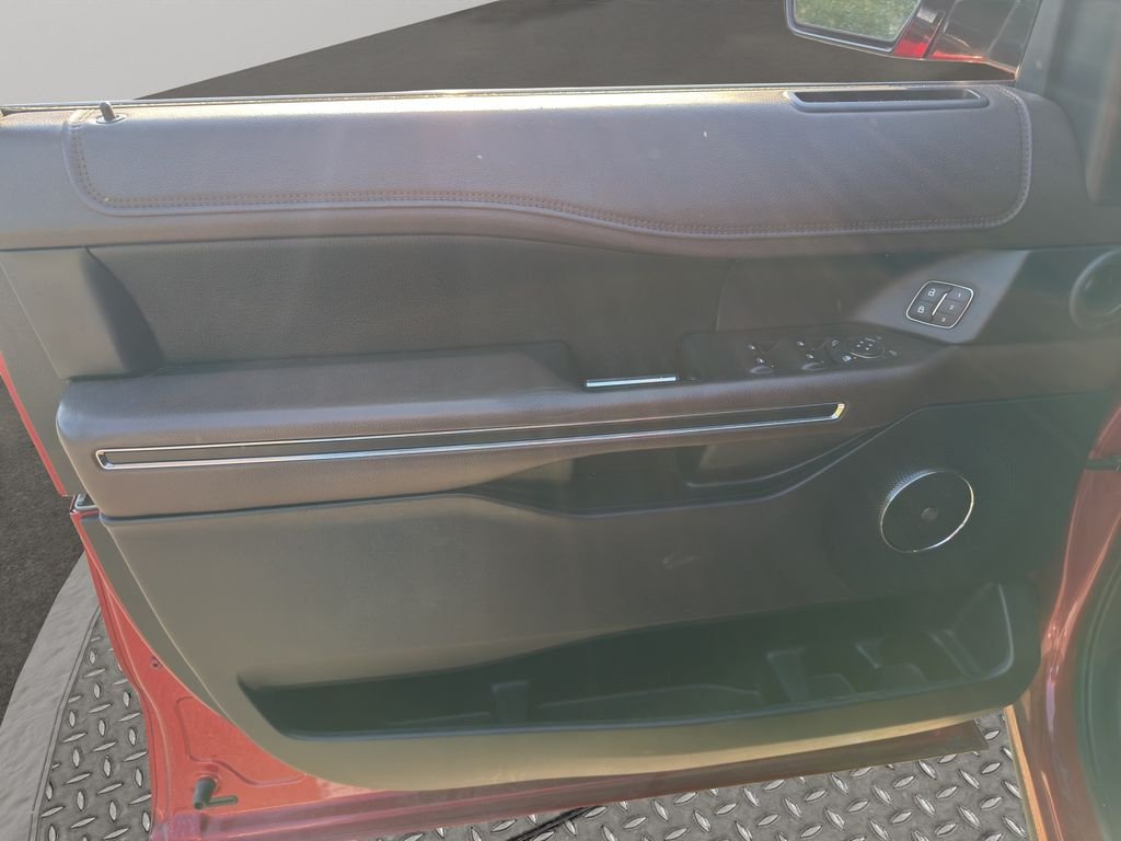 Used 2021 Rapid Red Metallic Tinted Clearcoat Ford King Ranch image 19