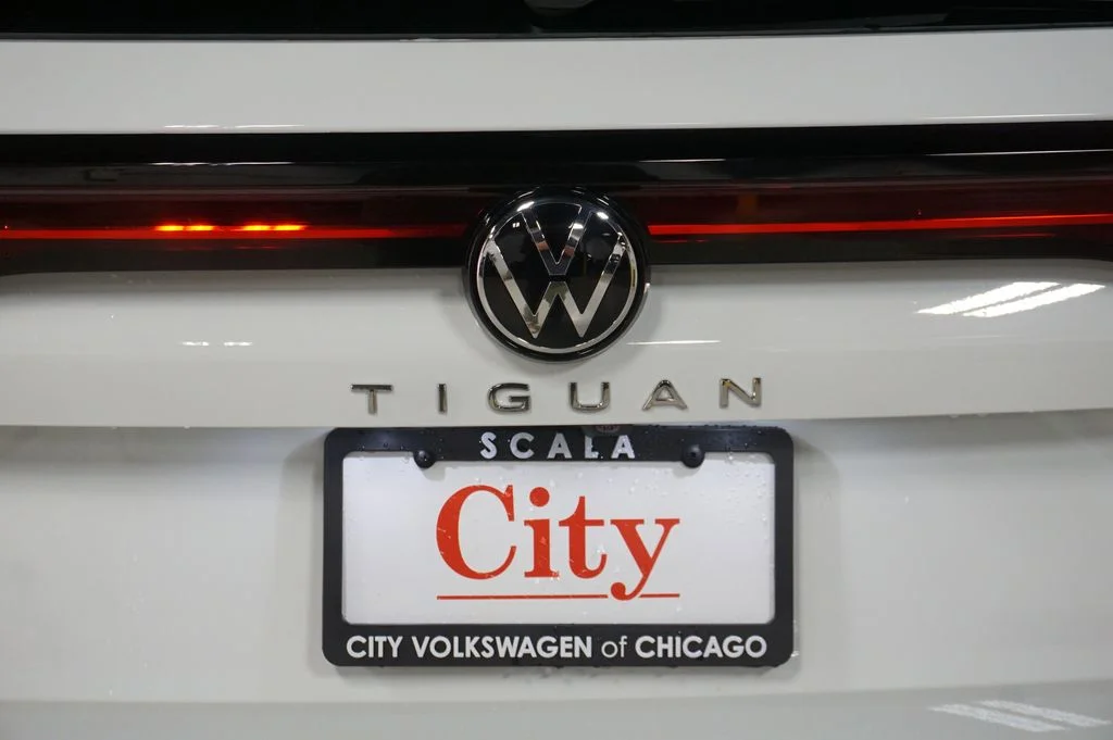New 2026 Pure White Volkswagen 2.0T SE image 33