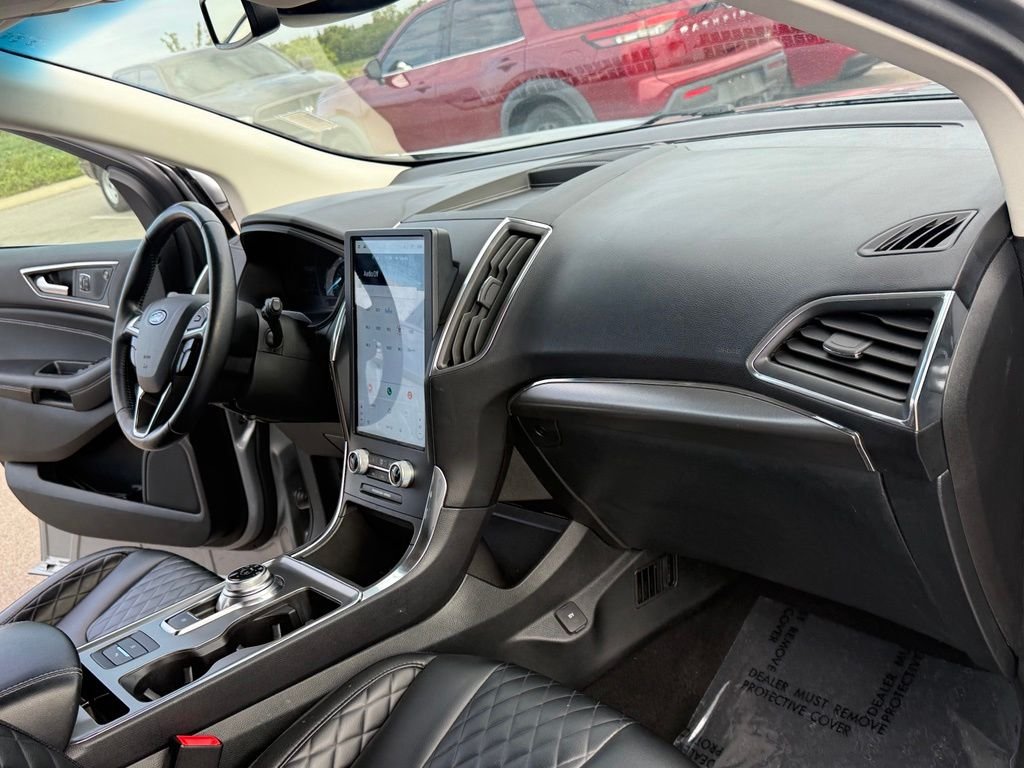 Used 2023 Silver Ford Titanium image 16