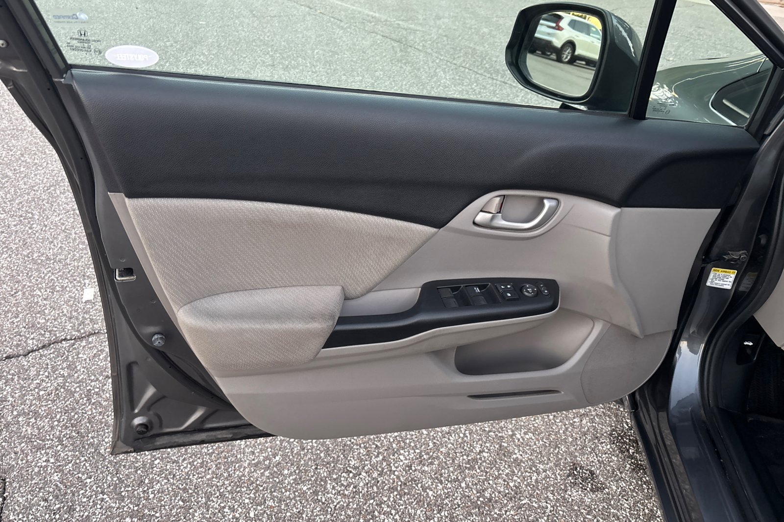 Used 2013  Honda LX image 12