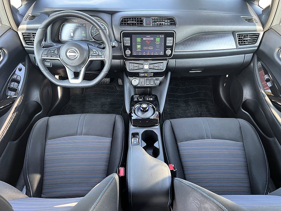 Used 2025 Pearl White Tricoat Nissan SV PLUS image 18