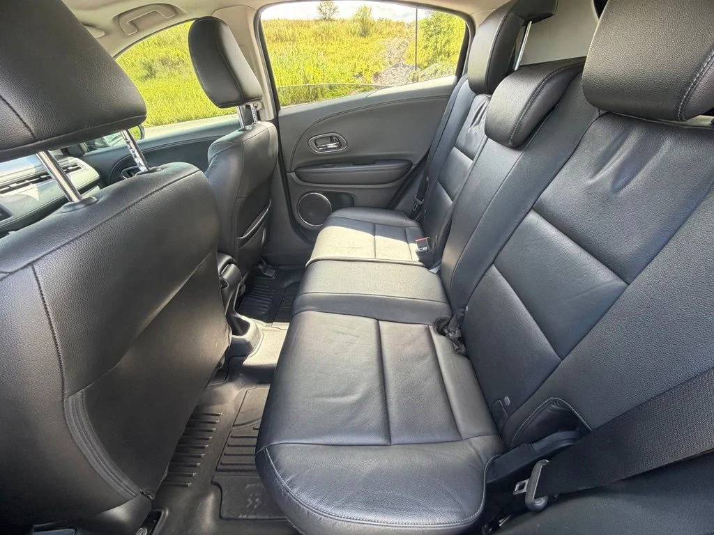 Used 2016 Black Honda EX-L image 53
