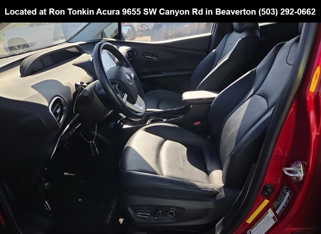 Used 2018 Hypersonic Red Toyota Advanced image 9