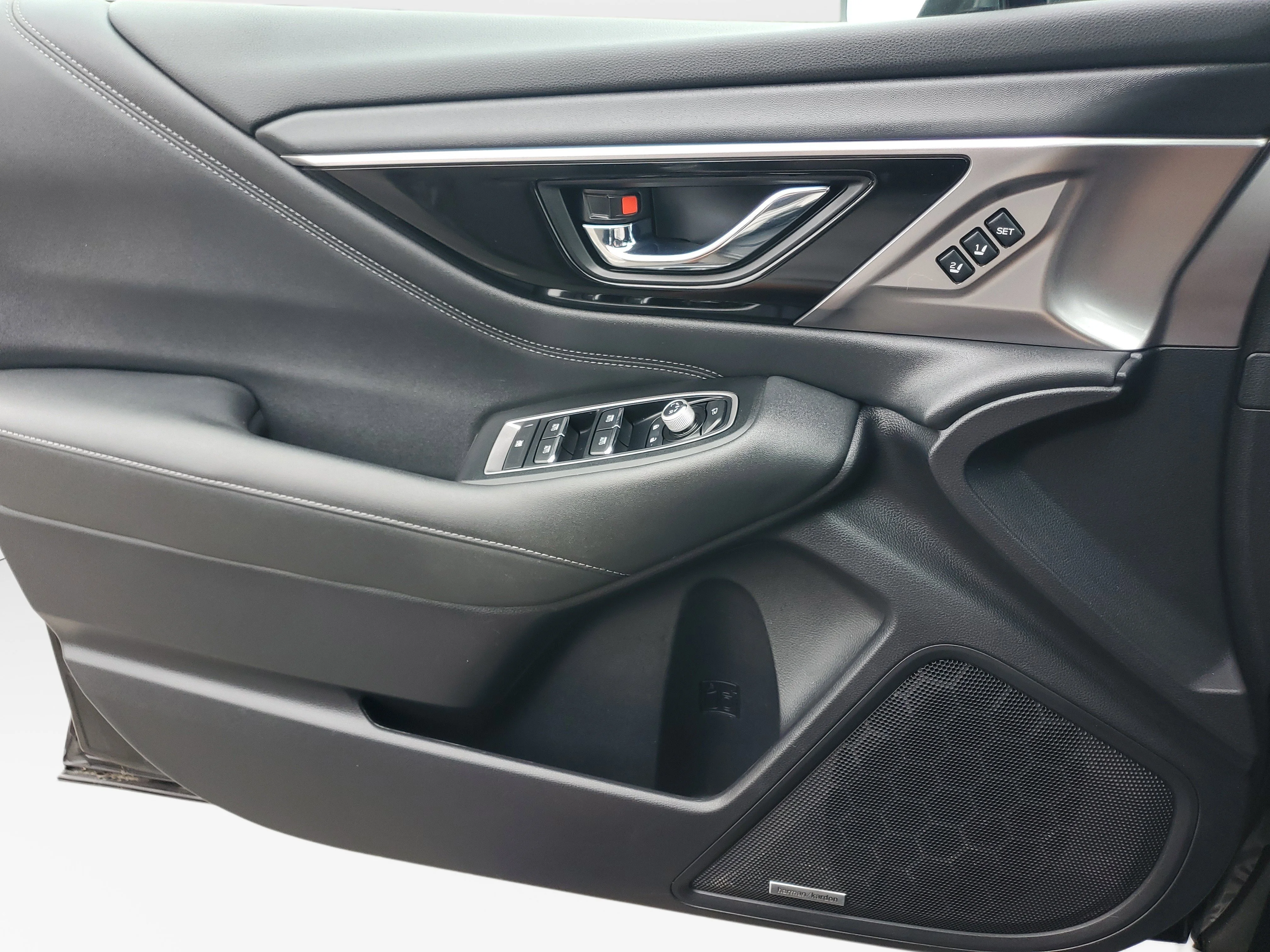 Used 2024 Black Subaru Touring image 27
