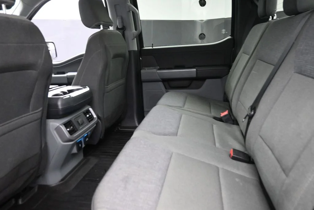 Used 2024 Gray Ford XLT image 12