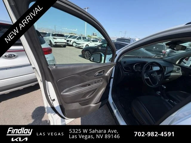 Used 2018 White Buick Preferred image 8