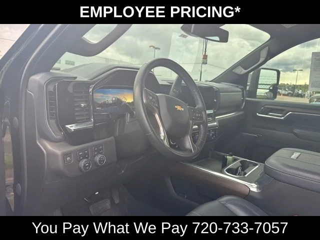 Used 2024 Black Chevrolet High Country image 9