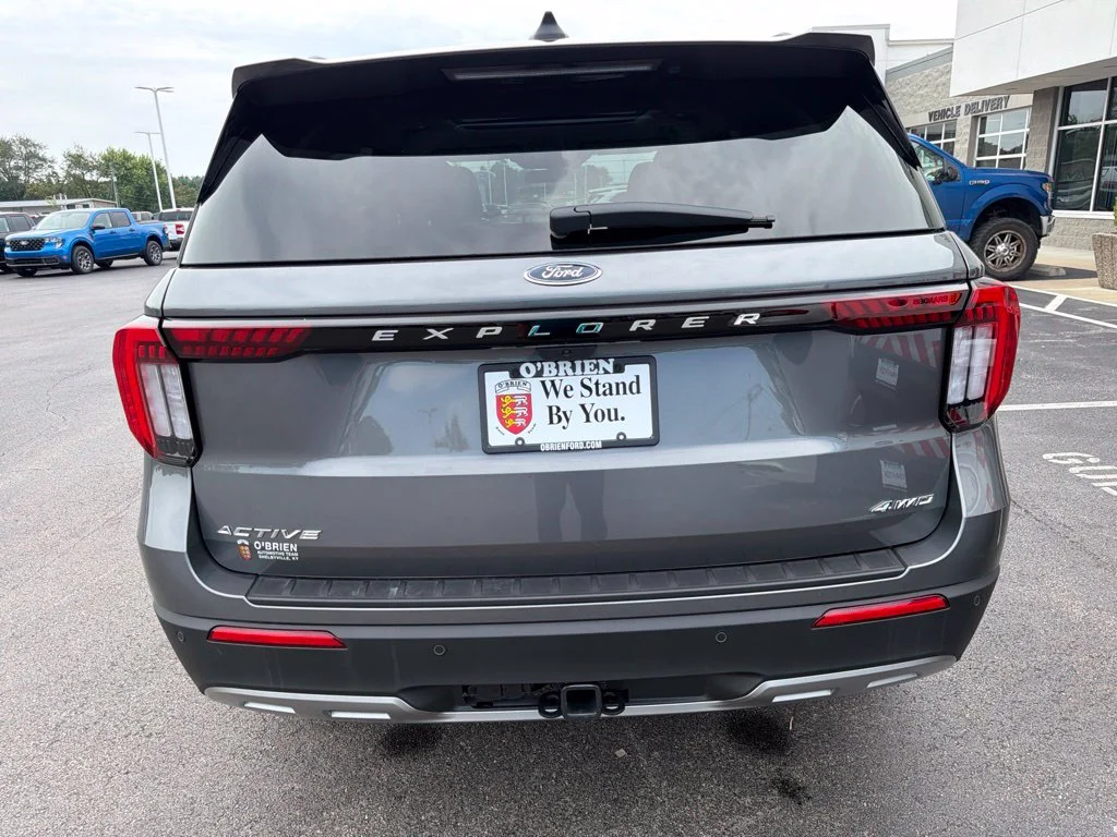 New 2026 Carbonized Gray Metallic Ford Active image 4