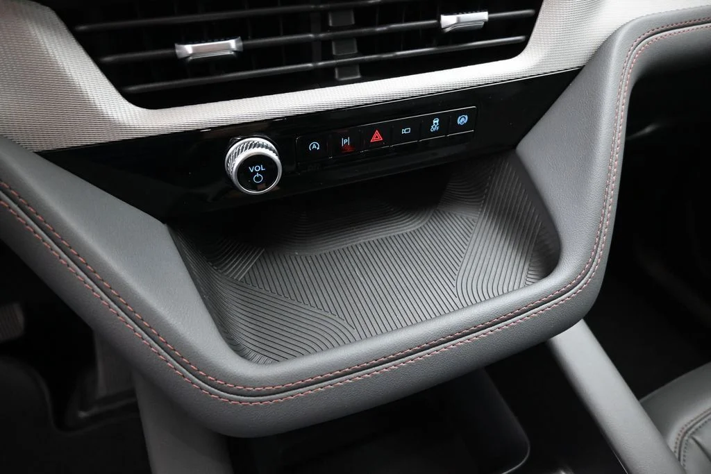 New 2026 Agate Black Metallic Ford Active image 16