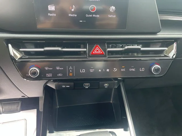 2026 Kia Niro LX - Photo 25