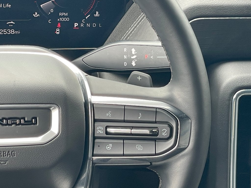 Used 2025 Summit White GMC Denali image 7