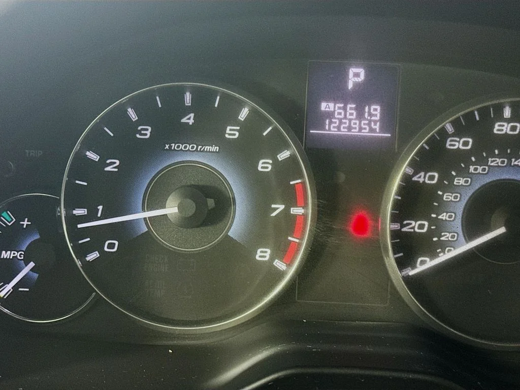 Used 2010 White Subaru 3.6R image 14