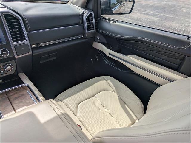 2020 Ford Expedition Platinum - Photo 17