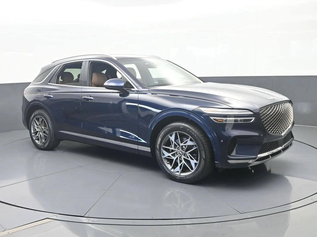 Used 2022 Adriatic Blue Genesis 2.5T image 8