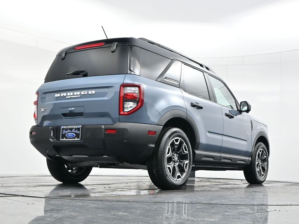 New 2026 Azure Gray Metallic Tri-Coat Ford Outer Banks® image 46