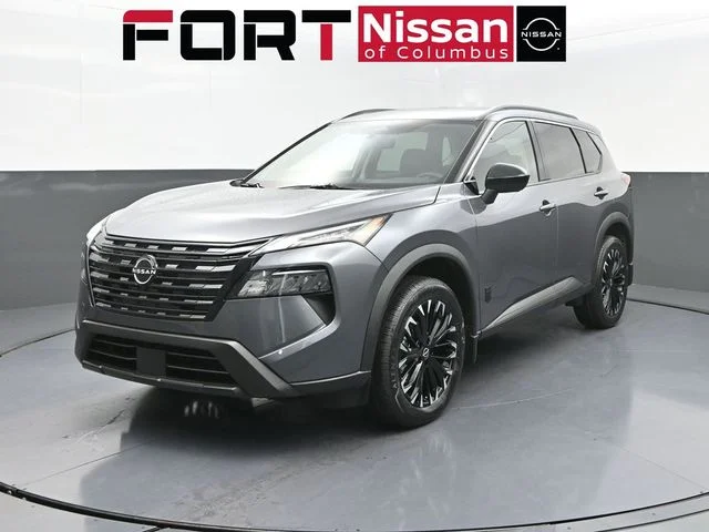 2026 Nissan Rogue Dark Armor's photo