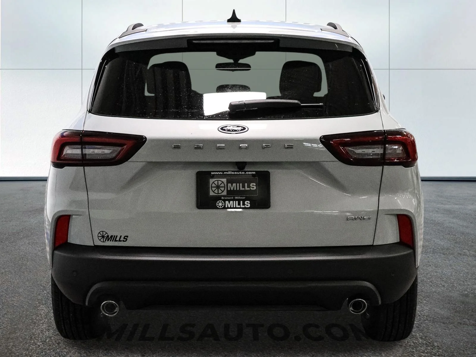 New 2026 Space Silver Metallic Ford ST-Line image 6