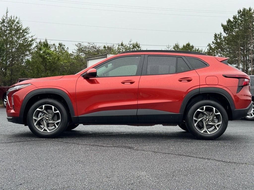 2024 Chevrolet Trax LT - Photo 6