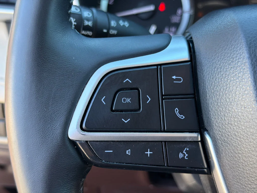 Used 2022 Blue Toyota XLE image 25