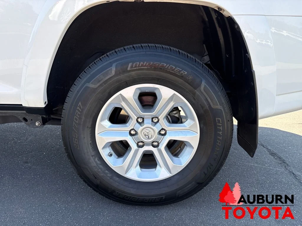 Used 2017 Super White Toyota SR5 image 23