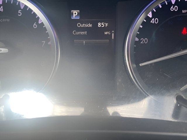 Used 2017 Blizzard Pearl Toyota XLE image 22