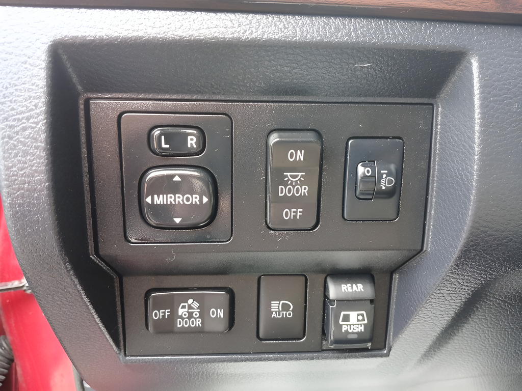 Used 2018 Red Toyota Limited image 18