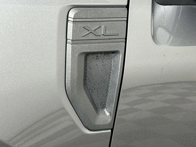 Certified Pre-Owned 2025 Ford Maverick XL